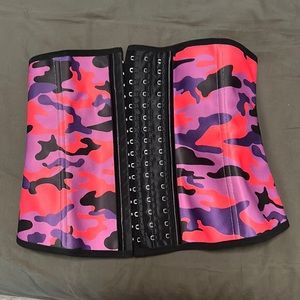 Waist trainer corset